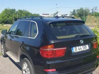 Vand BMW X5 stare buna, acte la zi.