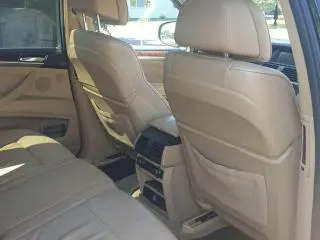 Vand BMW X5 stare buna, acte la zi.