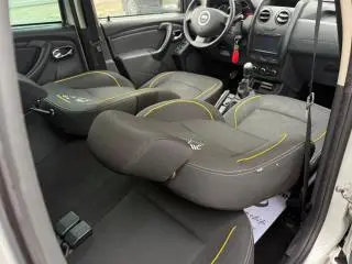 Dacia Duster 1.5 dCi 4x2 Laureate - 8