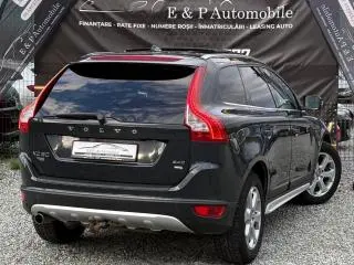 Volvo XC 60 2.4D DRIVe Momentum - 11