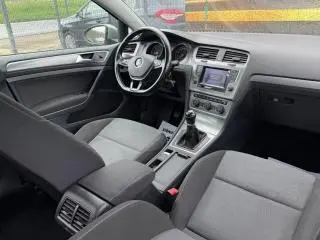 Volkswagen Golf 1.6 TDI BMT Comfortline - 7