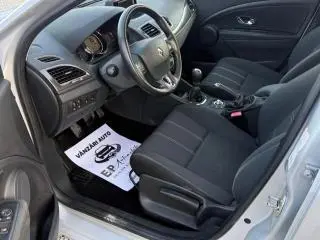 Renault Megane ENERGY TCe 115 Start & Stop LIMITED - 8