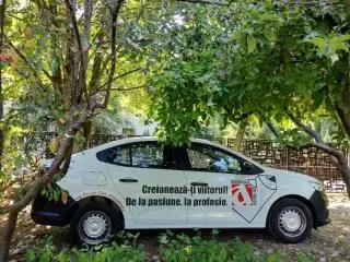 Vand Dacia Logan an 2021, 37500Km, benzina , 990 cmc, impecabila