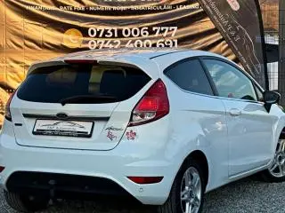 Ford Fiesta 1.6 TDCi DPF Titanium - 13