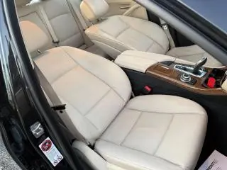 BMW Seria 5 520i Aut. Modern Line - 23