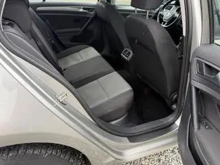 Volkswagen Golf 1.6 TDI BMT Comfortline - 16