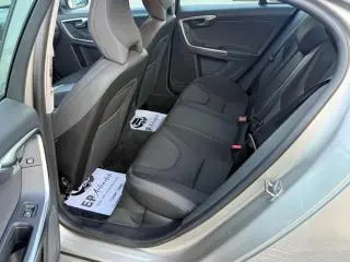 Volvo S60 D2 Start-Stop Momentum - 16