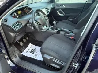 Peugeot 308 SW 1.2 L PureTech Turbo S&S Access - 6
