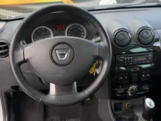 Dacia Duster 1.5 dCi 4x2 Laureate - 16