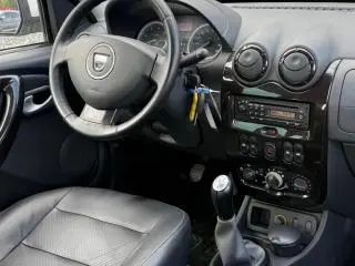 Dacia Duster 1.5 dCi 4x2 Laureate - 19