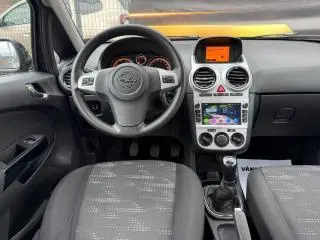 Opel Corsa 1.3 CDTI DPF Cosmo - 19