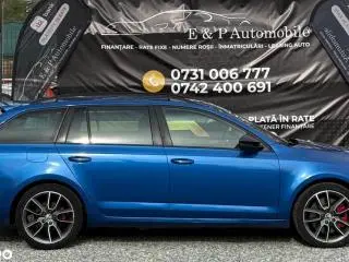 Skoda Octavia Combi 2.0 TDI (Green tec) RS - 10