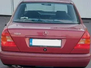 Vand Mercedes C180 benzina / 1993
