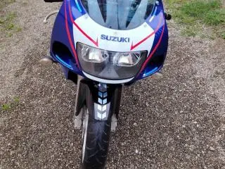 SUZUKI GSXR 600 ! ca NOU - 7