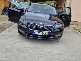 Vînd Skoda