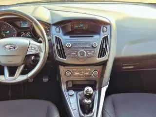 Ford Focus 1.0 Ecoboost 125 CP | 2017 | Distribuție nouă • Volan și Scaune Încălzite - 6