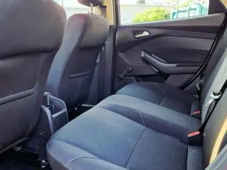 Ford Focus 1.0 Ecoboost 125 CP | 2017 | Distribuție nouă • Volan și Scaune Încălzite - 9