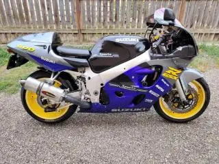SUZUKI GSXR 600 ! stare FOARTE BUNA - 8