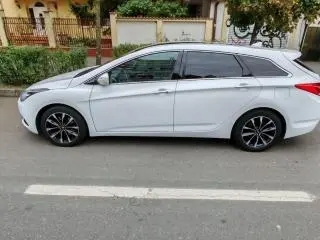 Hyundai i 40