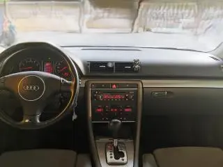 Audi A4 2.0 benzina automata 2004