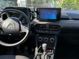 Vând Sandero Stepway Ego G-100