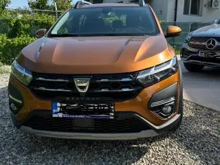 Vând Sandero Stepway Ego G-100