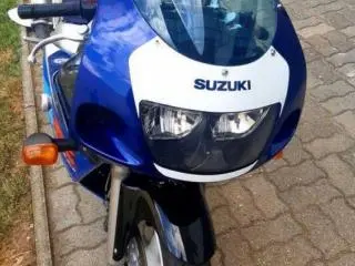 PIESE suzuki gsxr 600 / 750 SRAD