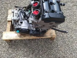 MOTOR suzuki gsxr 600 SRAD