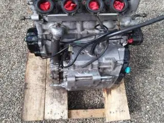 MOTOR suzuki gsxr 600 SRAD