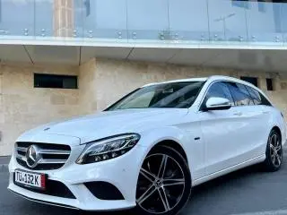 Mercedes-Benz C 300 de 9G-TRONIC Avantgarde ( diesel + electric )