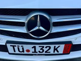 Mercedes-Benz C 300 de 9G-TRONIC Avantgarde ( diesel + electric )
