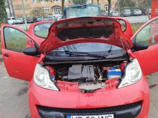 Vând Peugeot 107 - 17