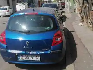 Vând Renault Clio 1,5 Dci din 2007 - 9