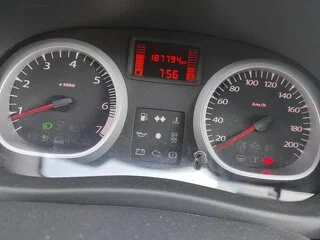 Vând Dacia Duster - 9