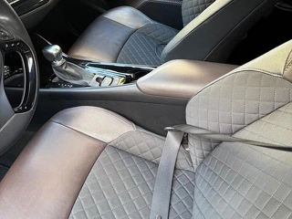 Vând Toyota C-HR Hybrid