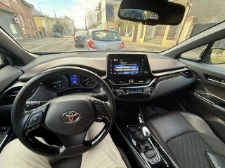 Vând Toyota C-HR Hybrid - 8