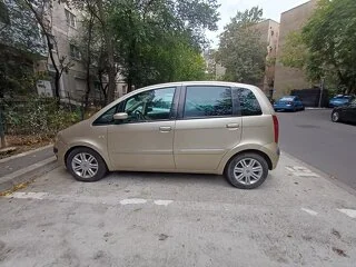 DE VÂNZARE: LANCIA MUSA 1.9 MULTIJET DIESEL – 2007, EURO 4, 1900 € – negociabil