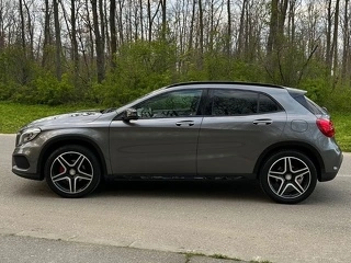 Mercedes GLA 200D AMG - 11