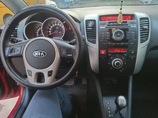 De vanzare Kia Venga MPV 1.6 125CP - 9