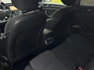 Renault Megane IV 1.5 DCI Euro 6 - 8