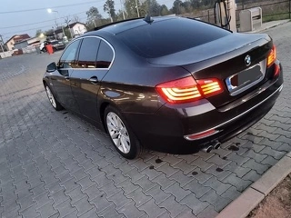 BMW Seria 5 520d Aut. Luxury Line