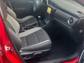 Toyota Auris 1.6 diesel 2015 euro 6 - 6