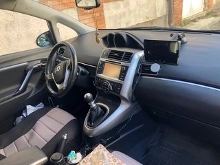 Vând Toyota Verso