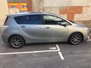 Vând Toyota Verso - 6
