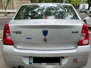 Vand Dacia Logan 1.6 16V Prestige benzina 2007 - 14
