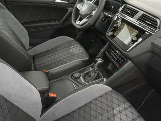 Volkswagen Tiguan R-Line 2.0 TDI | 200 CP | 2023 - 6