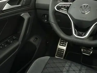 Volkswagen Tiguan R-Line 2.0 TDI | 200 CP | 2023 - 9