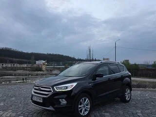 Ford kuga 1.5 ecoboost Titanium