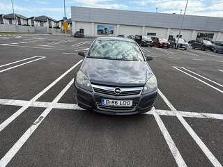 Propietar vand  auto OPEL ASTRA H 1.4