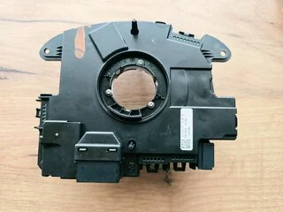 Spira volan 5K0953569T VW Tiguan Touran Passat